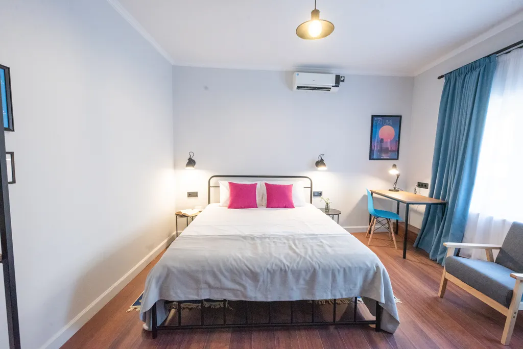 Квартира Hill House VI — аренда посуточно в Тбилиси