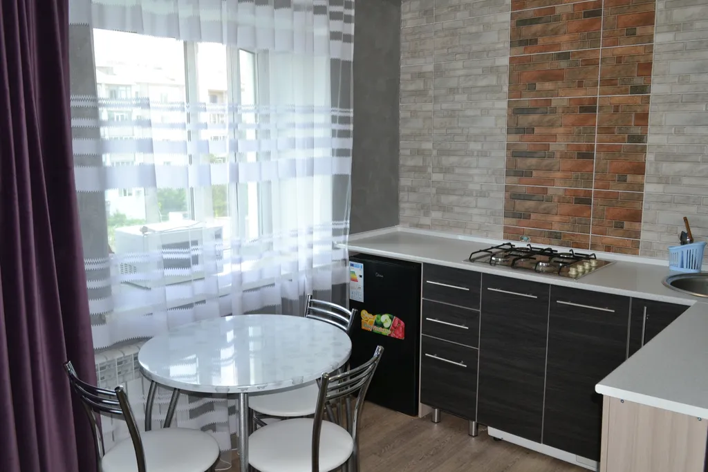 Свежие апартаменты в самом центре Караганды. Фото соответствует