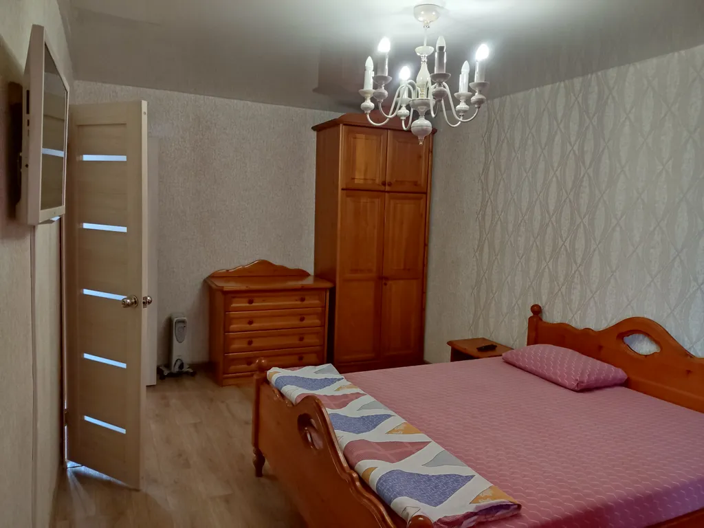 Трёхкомнатная квартира в Южной части города — аренда посуточно в Лесосибирск