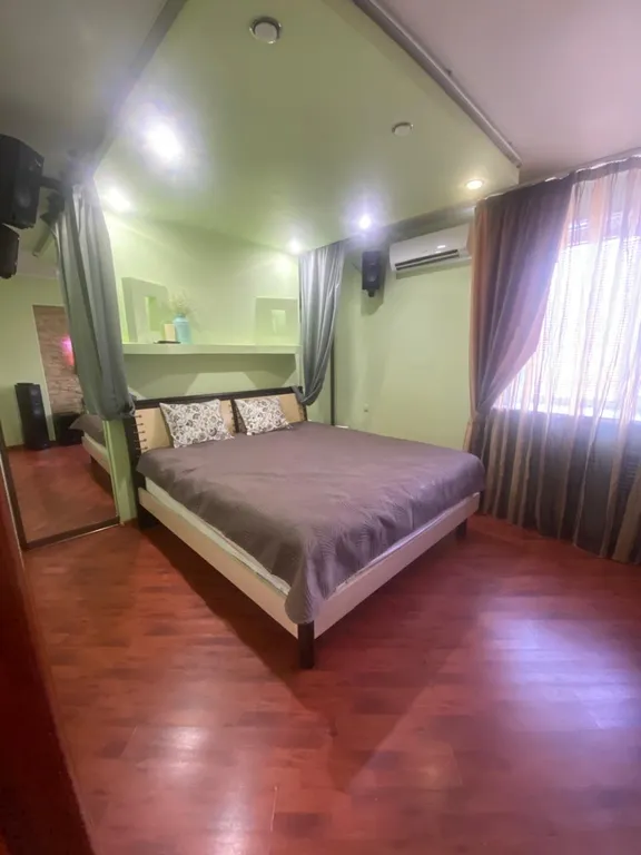 Квартира в новом доме около парка победы