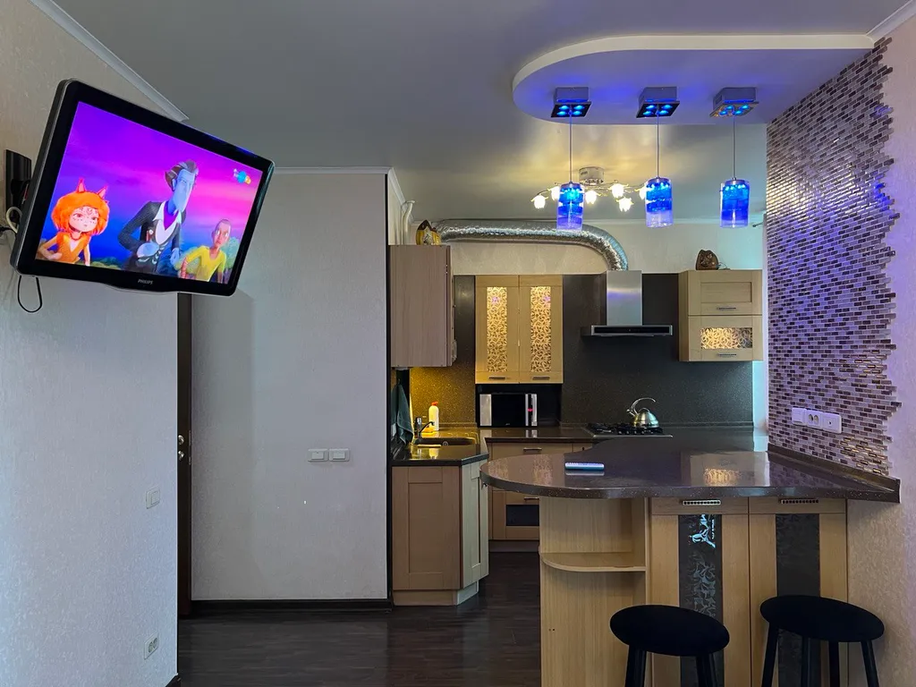 Красивая квартира на набережной