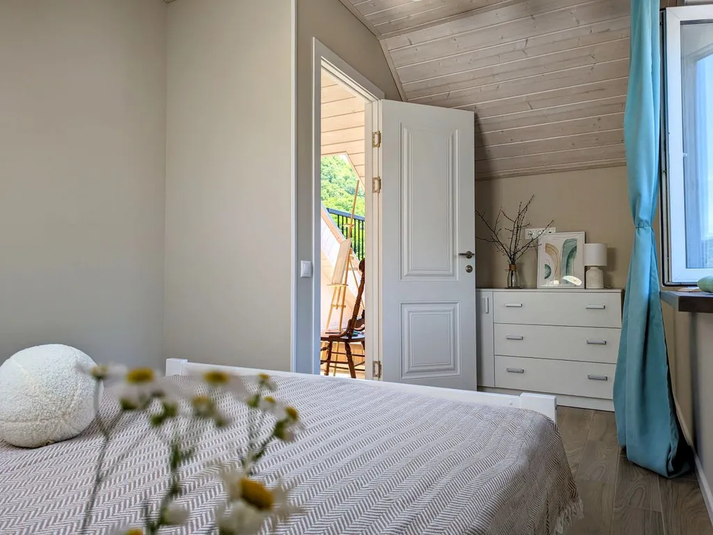 Роскошные двухуровневые апартаменты с панорамным видом на горы