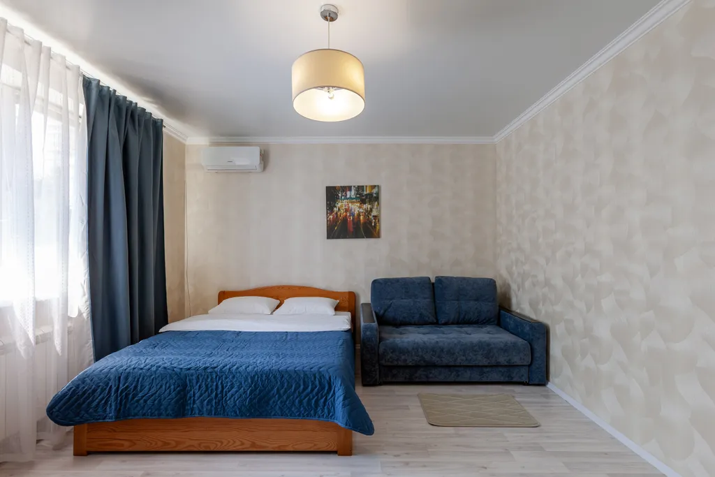 Уютная двухкомнатная квартира на Лукачева 10