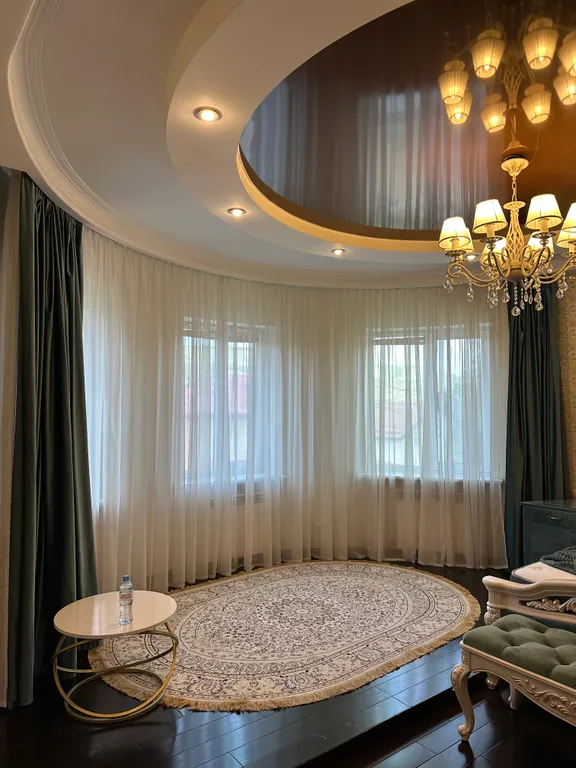 Сдается 3-х этажный дом