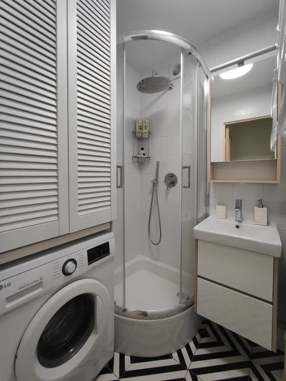 Квартира комфорт возле метро