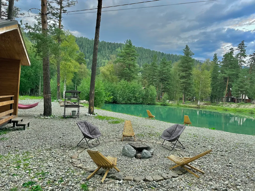 Коттедж Домик с видом на озеро — Архыз