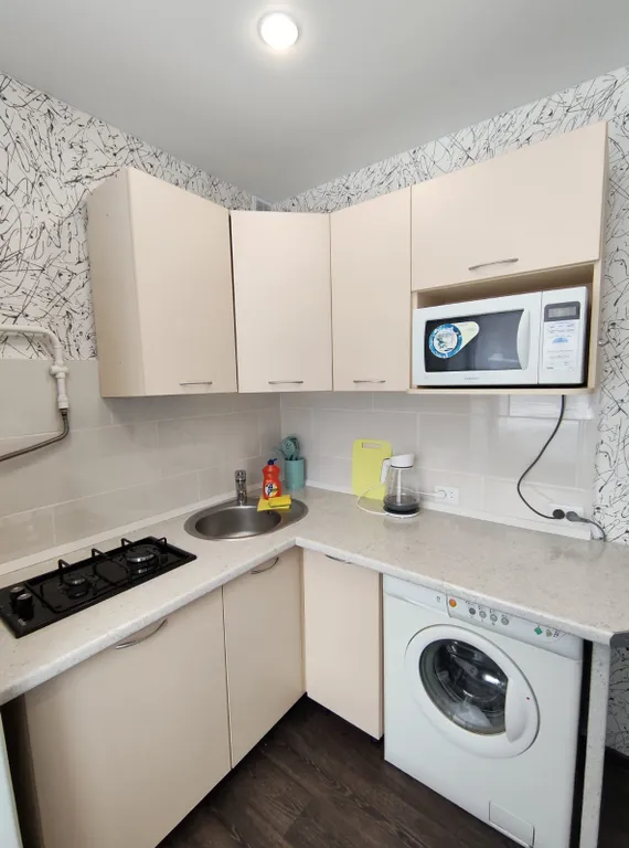 Уютная квартира со свежим ремонтом — аренда посуточно в Кирово-Чепецк