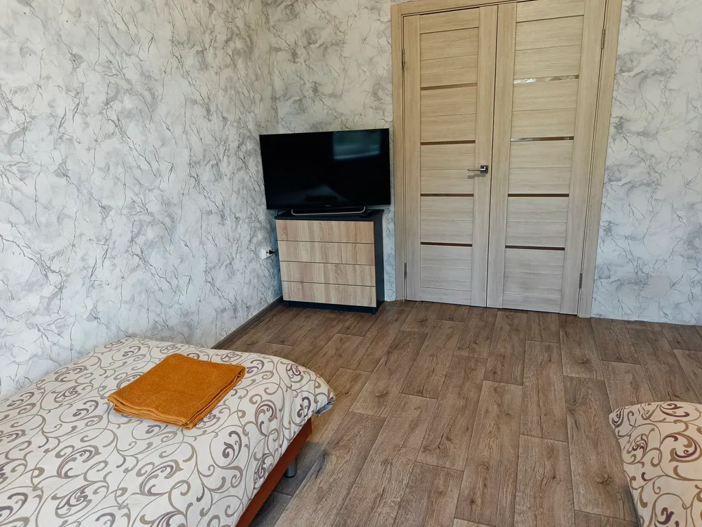 Двухкомнатная квартира рядом с Аквапарком и больницей