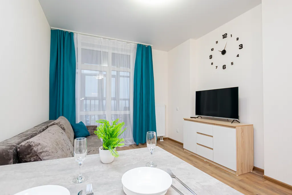 Уютная двухкомнатная квартира евро формата у Планеты