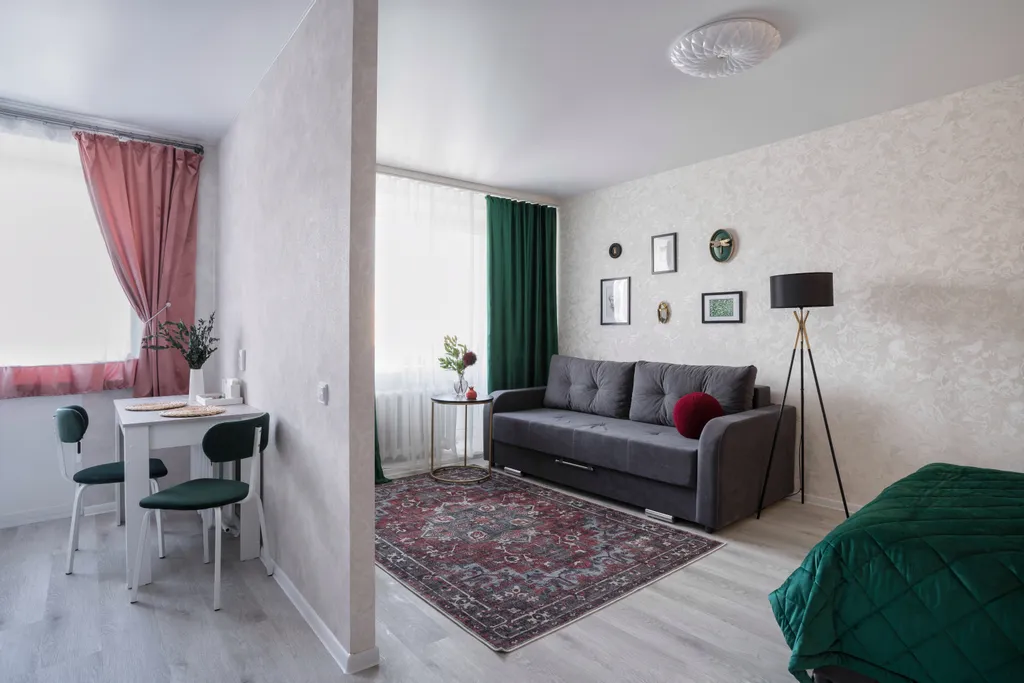 Красивая однокомнатная квартира с новым ремонтом рядом с кинотеатром