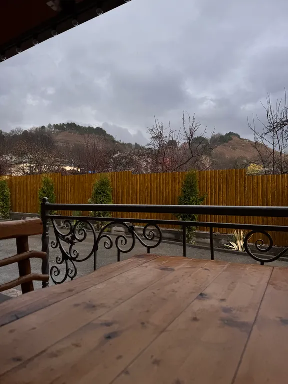 Коттедж Коттедж База отдыха "лермонтовская скала" — Кисловодск