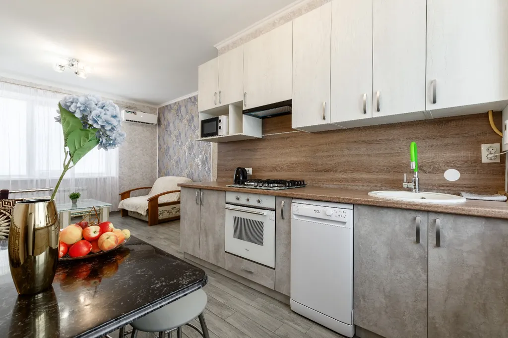 Дом рядом с трассой М-4