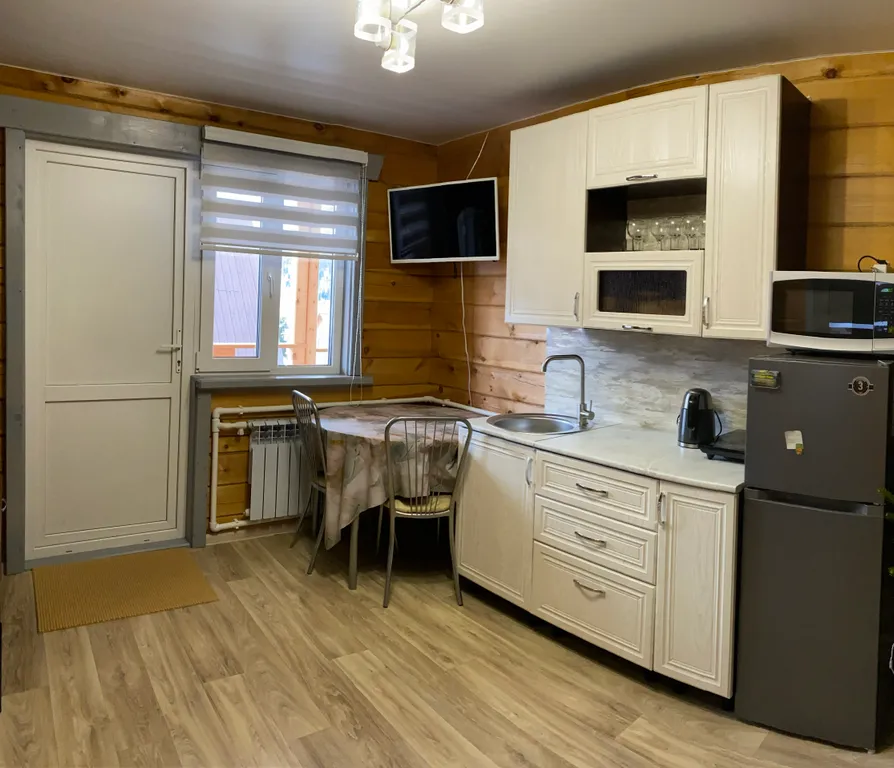 Джарат Кёль, гостевой дом