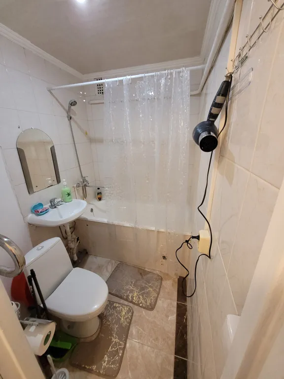 Квартира рядом с aвто и ж/д вокзалoм