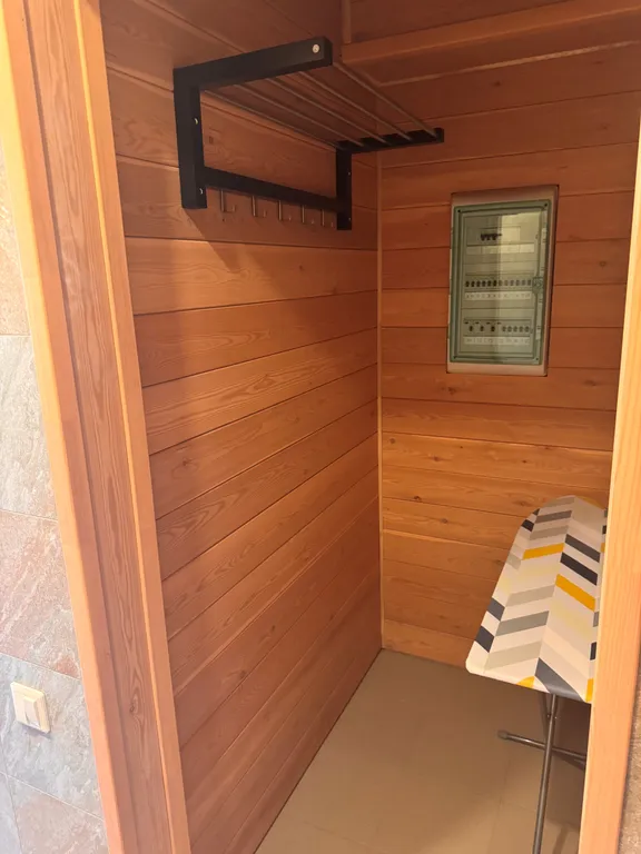 Двухэтажный дом с мангальным комплексом и баней