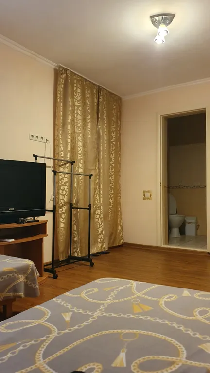 Домик на море, в этом году открыты 2 пляжа