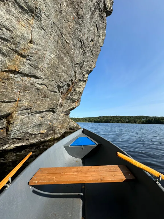 Стильный дом на берегу Ладожского озера с панорамным видом