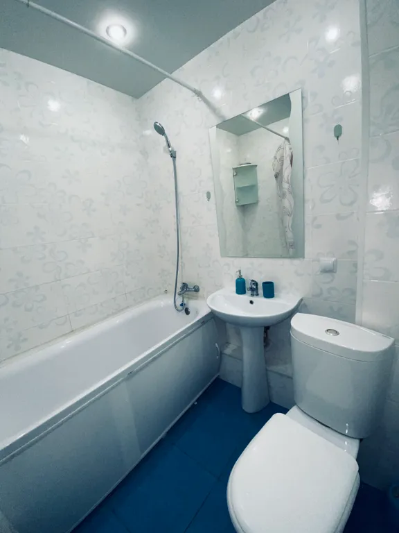 1-кв. Ул. 25 лет РККА 6-Б (центр, пл. Ленина)