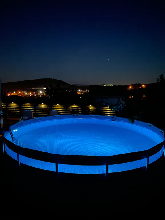 Уютный приватный дом с бассейном в горах среди виноградников