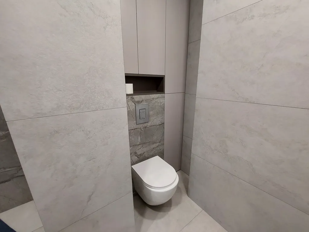 Апартаменты с отдельной спальней в новом доме, центр