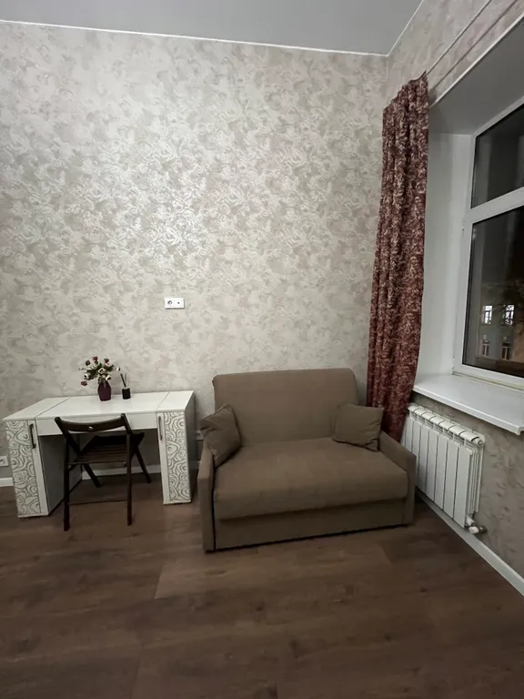 Просторная квартира с высокими потолками в историческом центре города