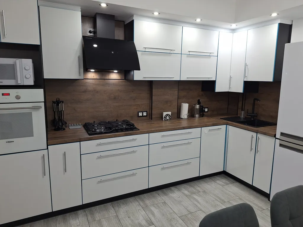 Квартира Квартира Уютная, светлая, с кондиционером в новом р-не с развитой инфраструктурой — Калининград