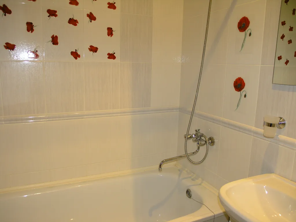 Просторная комфортабельная двухкомнатная квартира в многоэтажном доме