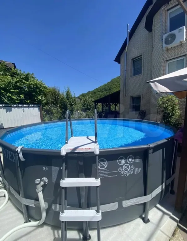 Усадьба Благодать с бассейном