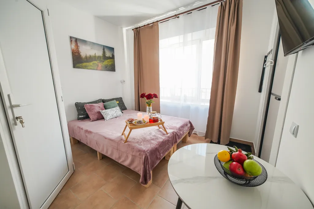 Студия на двоих