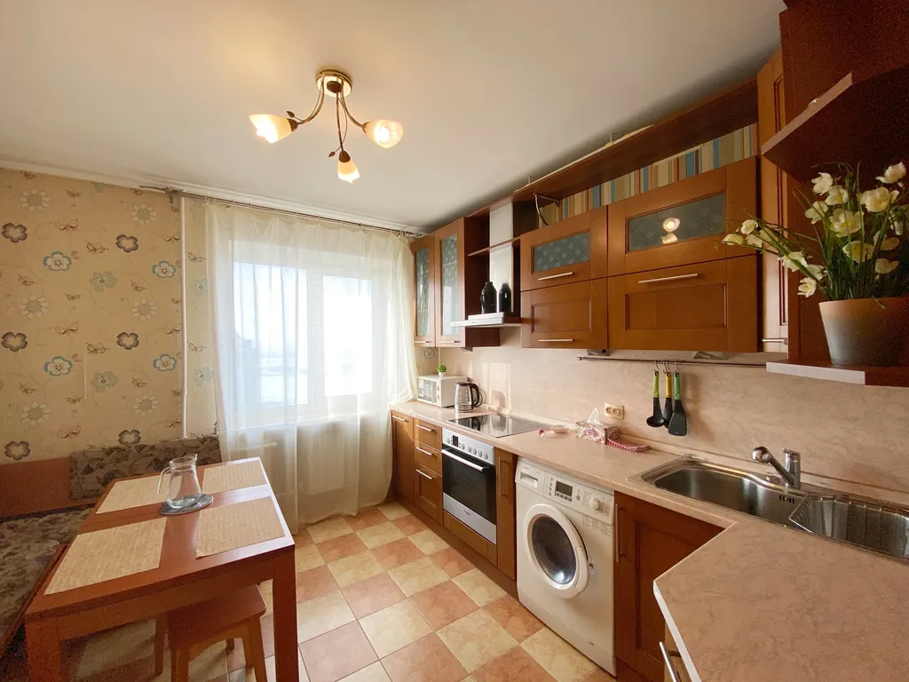 Уютная квартира в центре с видом на море