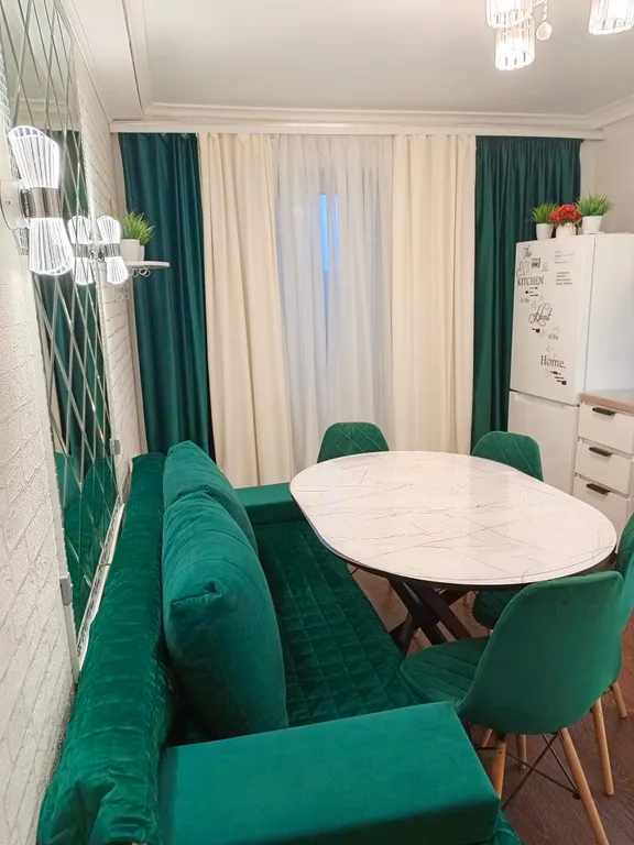 Уютные апартаменте в Университетском Золотой Лев " Изумрудные "