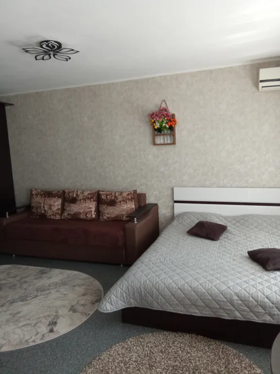 Студия в тихом центре