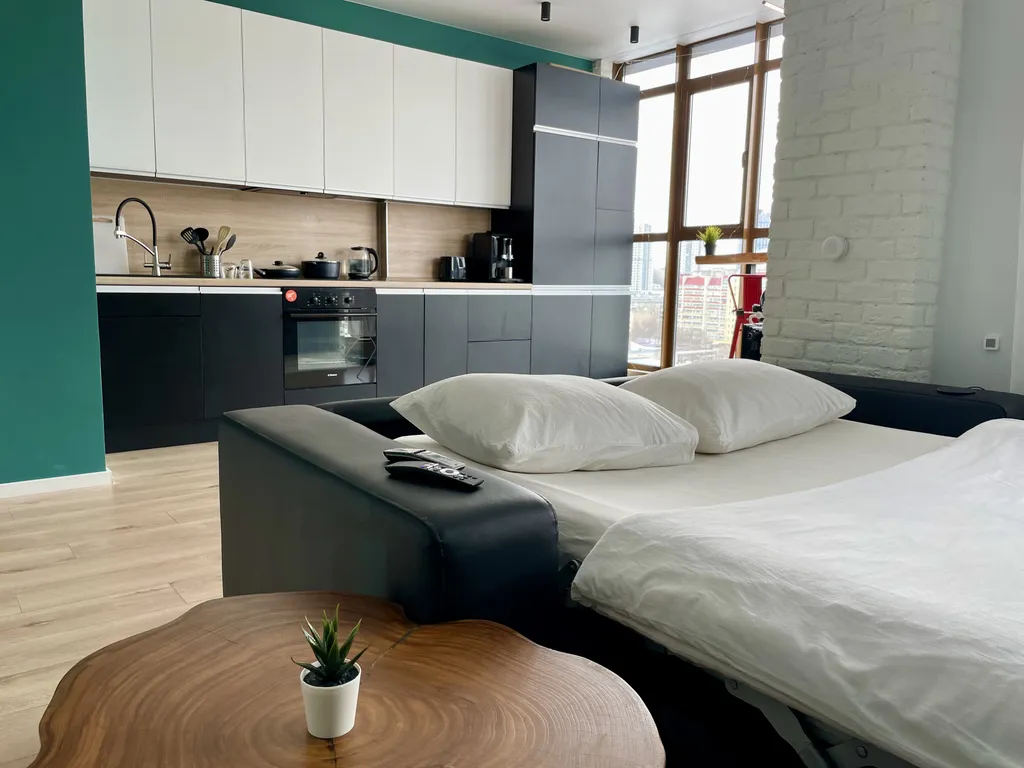 Артхаус студия с видом на Мамаев Курган