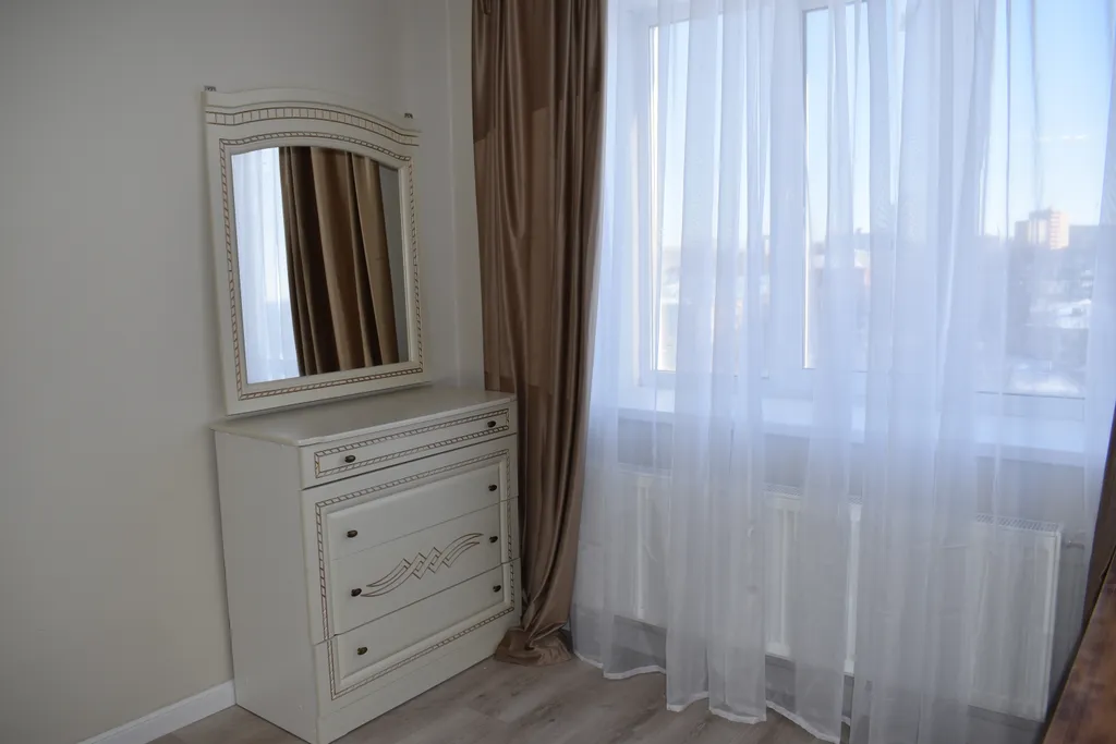 Новая дизайнерская квартира с новым ремонтом и мебелью