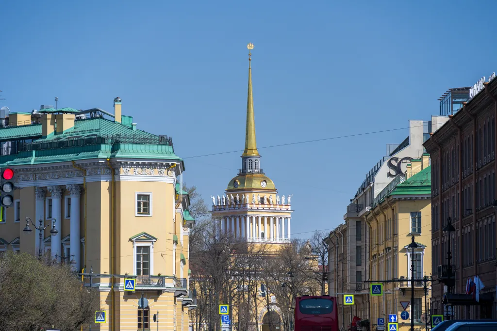 Квартира Квартира Премиум на Исаакиевской площади с 3 спальнями и 3 санузлами — Санкт-Петербург