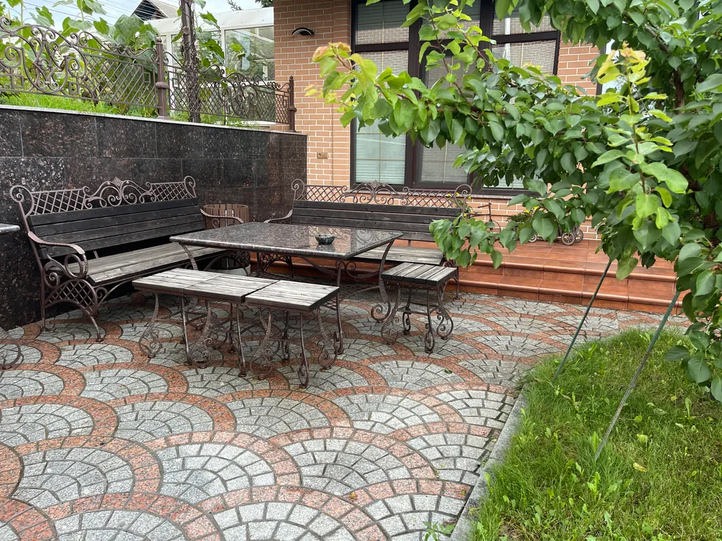 Вилла с баней и шикарным бассейном