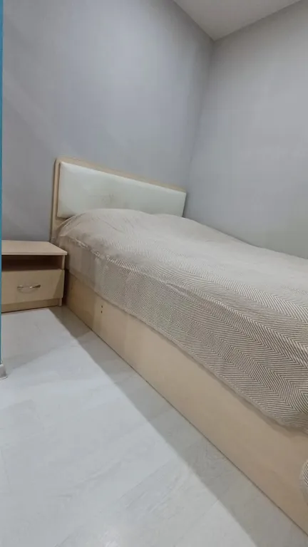 Простая 2-х комнатная квартира, до центра 10 минут