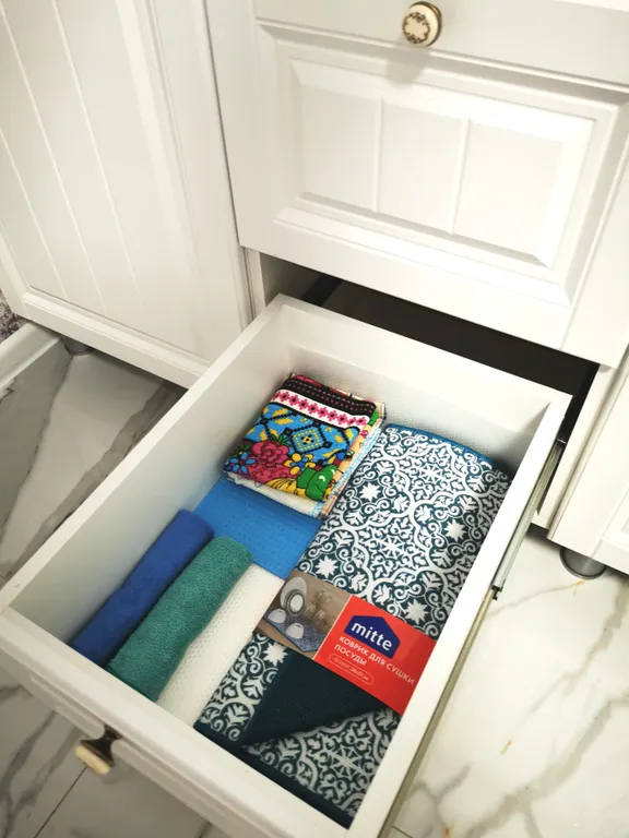 Уютная студия с боковым видом на море