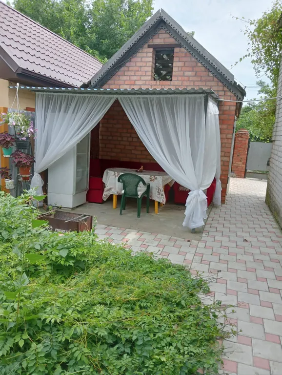 Уютная просторная часть дома 120 кВ.м. под ключ с бассейном