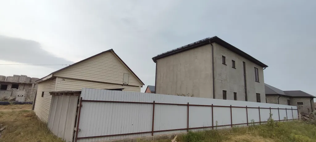 Уютный домик недалеко от моря и озера