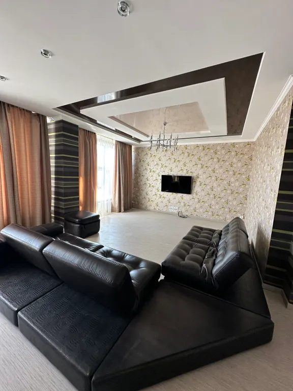 Видовая просторная квартира в новострое — аренда посуточно в Донецк