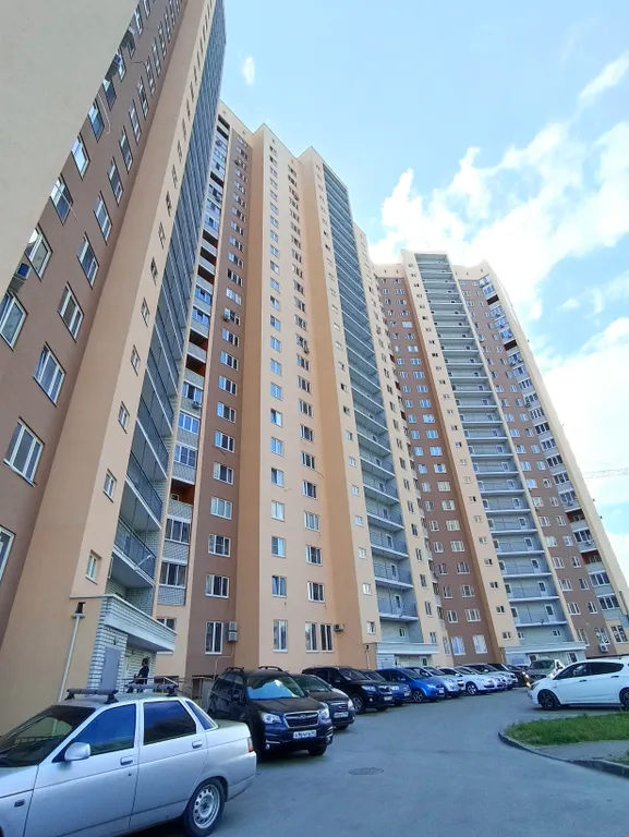 Квартира Уютная квартира в новом доме с красивым видом из окна — Саратов