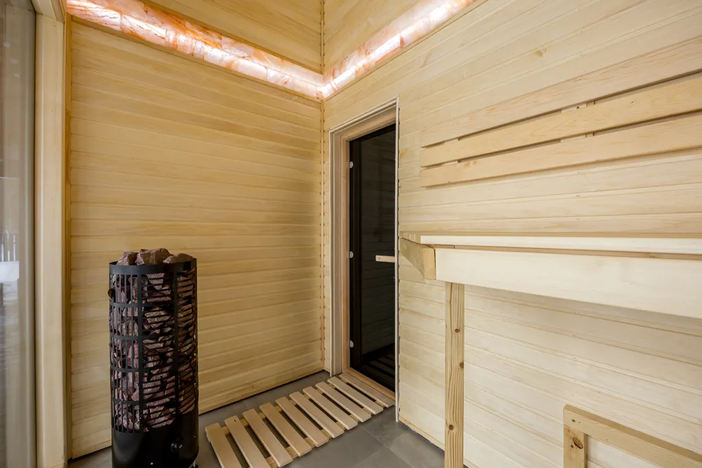 Дом с купелью и сауной