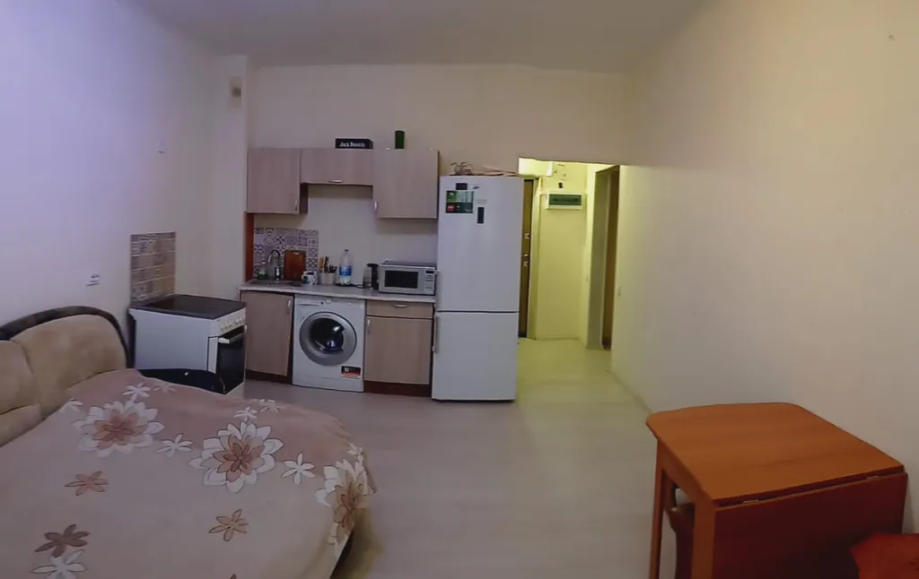 Студия в голубом