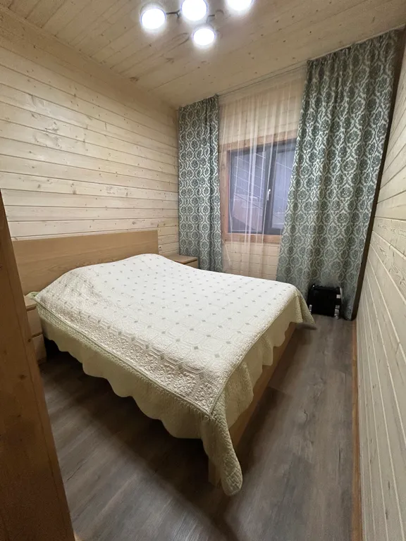 Коттедж с бассейном и сауной