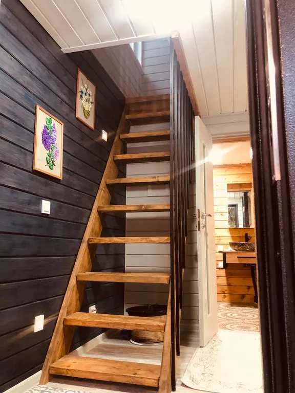 Уютный домик в лесу