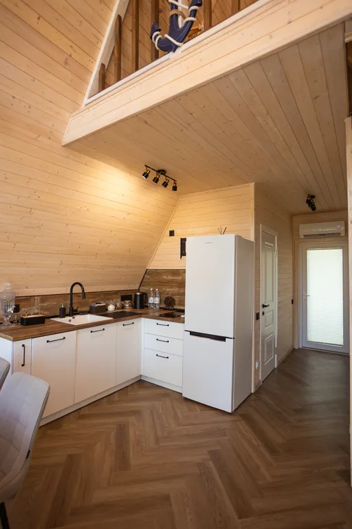 А-Фрейм Морской в новом уютном Глэмпинге в окружении гор. Море, пляж.