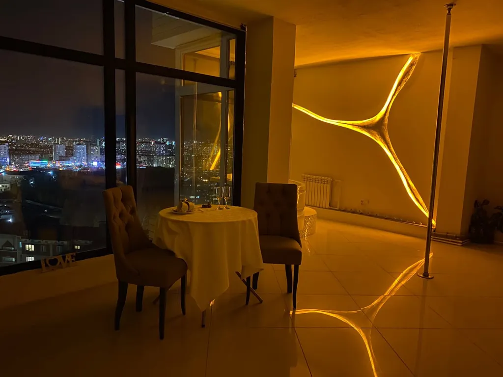 Квартира Номер с панорамными окнами и джакузи — аренда посуточно в Челябинск