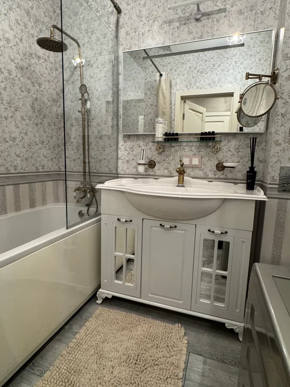 Охта прованс с биокамином и ванной комнатой