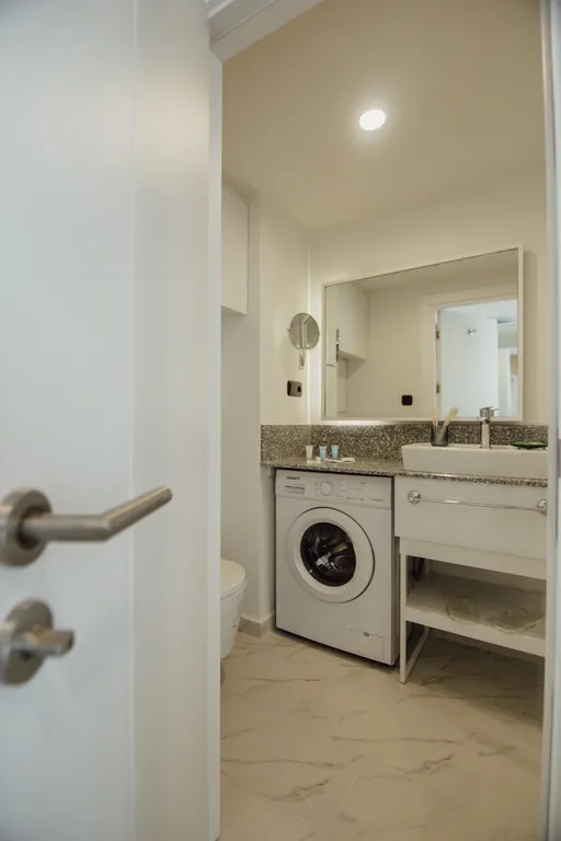 Апартаменты с видом на море, на первой линии